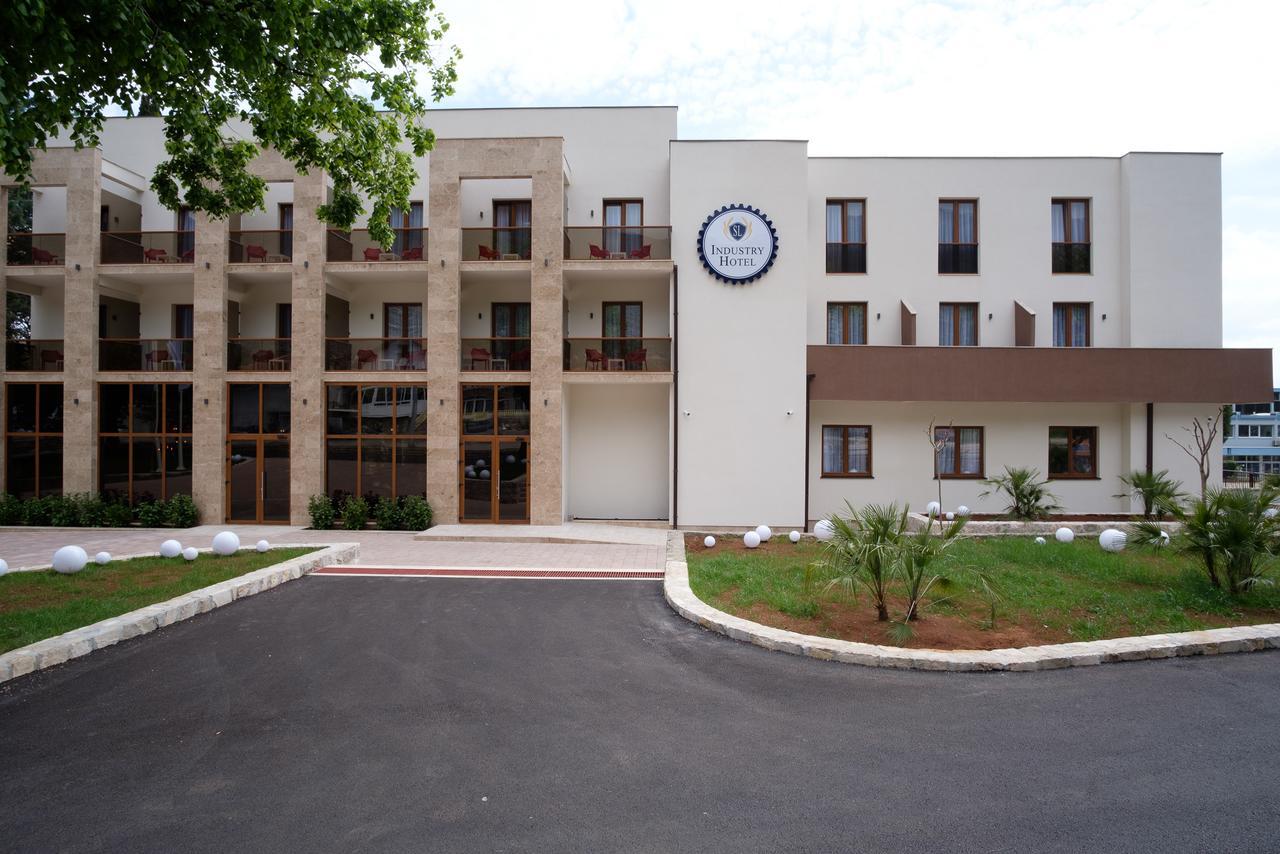 Sl Industry Hotel Trebinje Exteriör bild